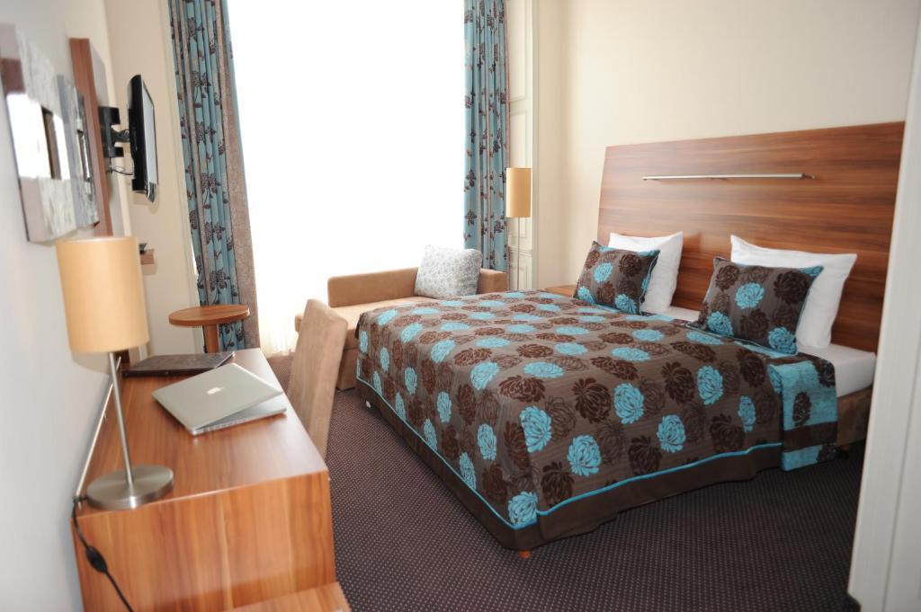 Albert Premier Hotel Bagnoles-de-l'Orne Номер фото