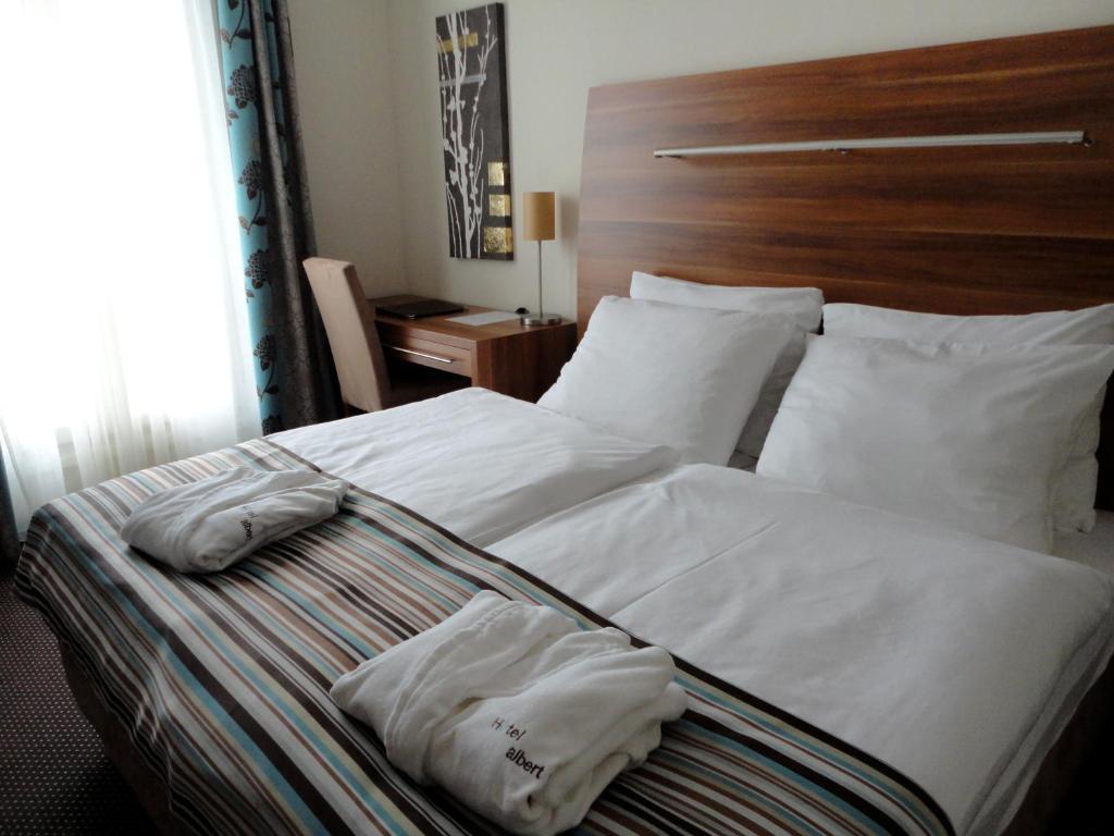 Albert Premier Hotel Bagnoles-de-l'Orne Номер фото
