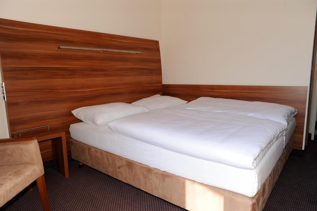 Albert Premier Hotel Bagnoles-de-l'Orne Номер фото